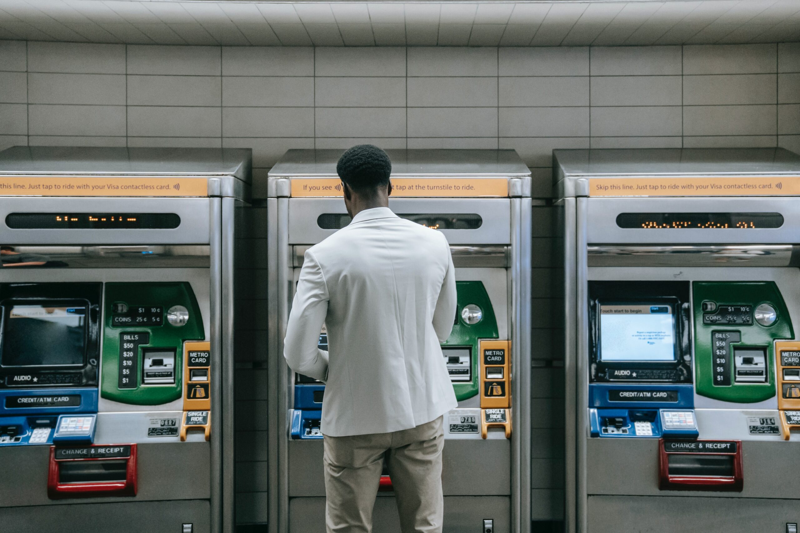 The Benefits of Having a Bank Account and What to Look for Before Opening One